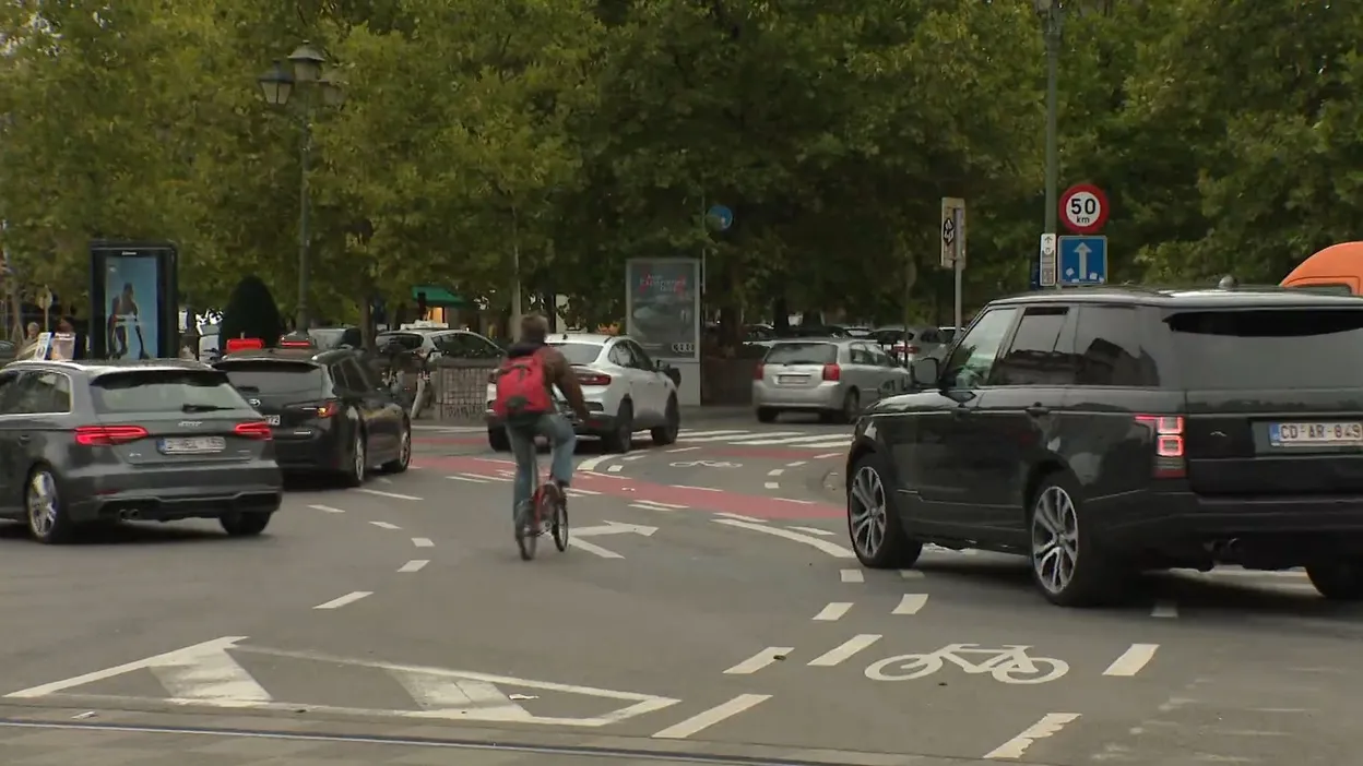 Bruxelles : l’automobile occupe plus de la moitié de l’espace public, selon une étude